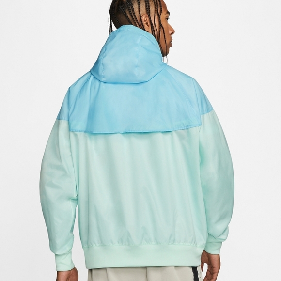 Nike Essentials Windrunner Windbreaker Jacket Mint Foam/Blue Chill DA0001-379 - Picture 2 of 15